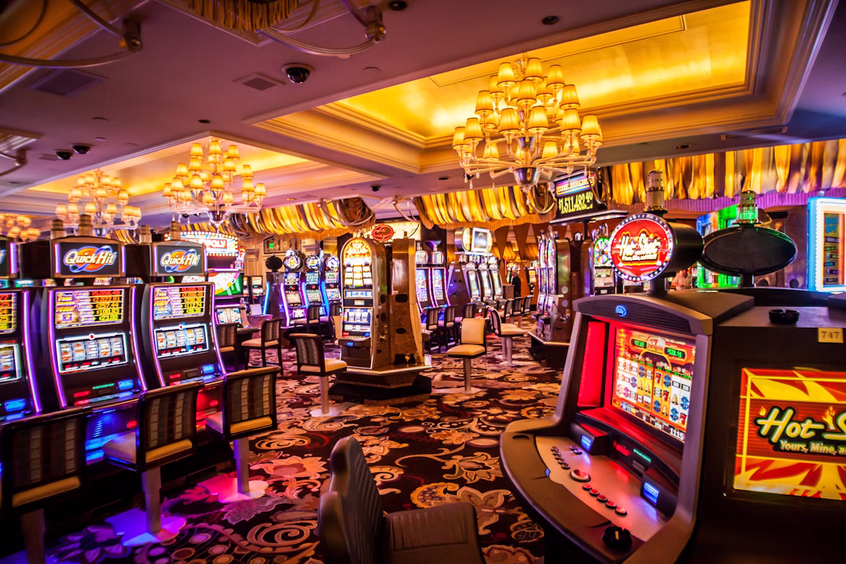 Salón Principal Zeta Casino